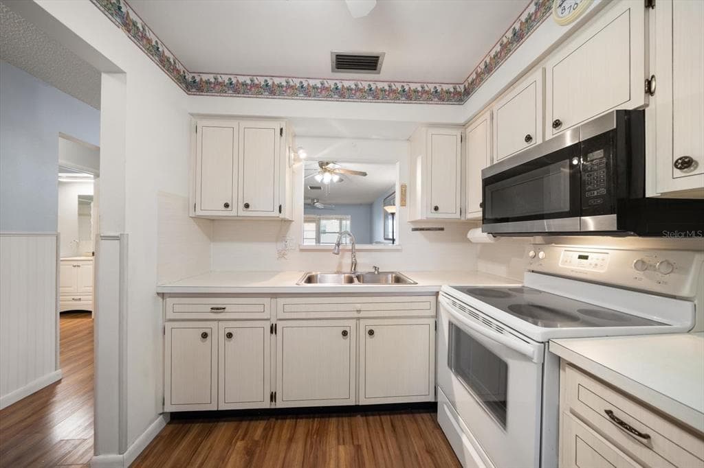 607 BRANDYWINE DRIVE Unit 607, LARGO, FL 33771 photo 4