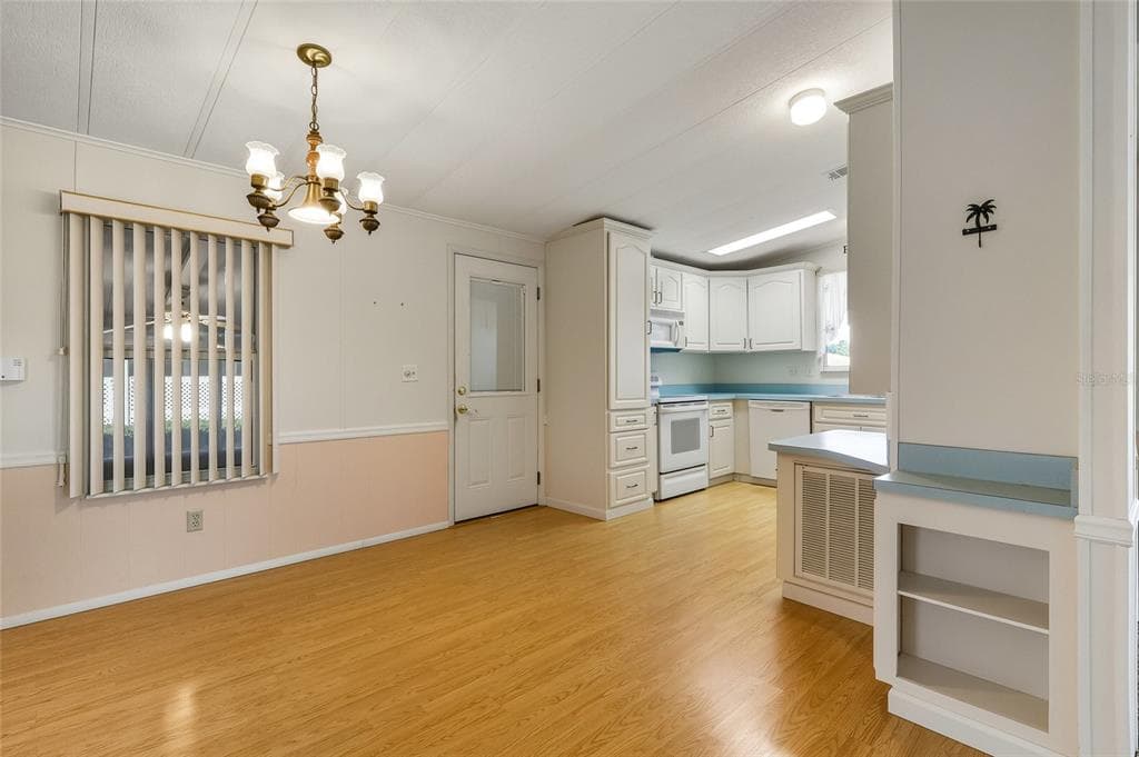 35912 VERANO LANE, ZEPHYRHILLS, FL 33541 photo 3