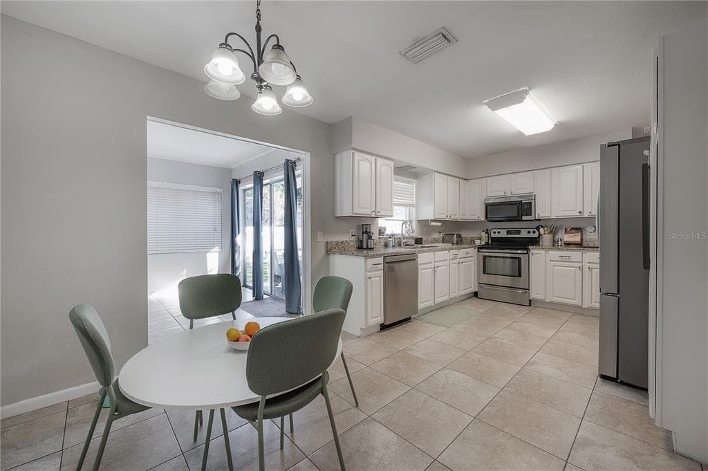 2523 LAKE ELLEN CIRCLE, TAMPA, FL 33618 photo 5