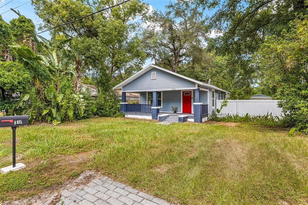 210 CLUSTER Avenue, TAMPA, FL 33604 photo 3