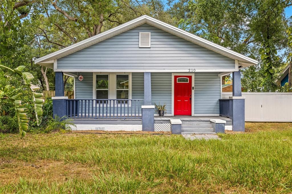 210 CLUSTER Avenue, TAMPA, FL 33604