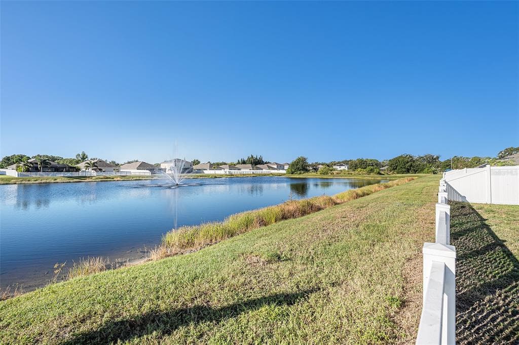 813 18TH Avenue, RUSKIN, FL 33570 photo 5