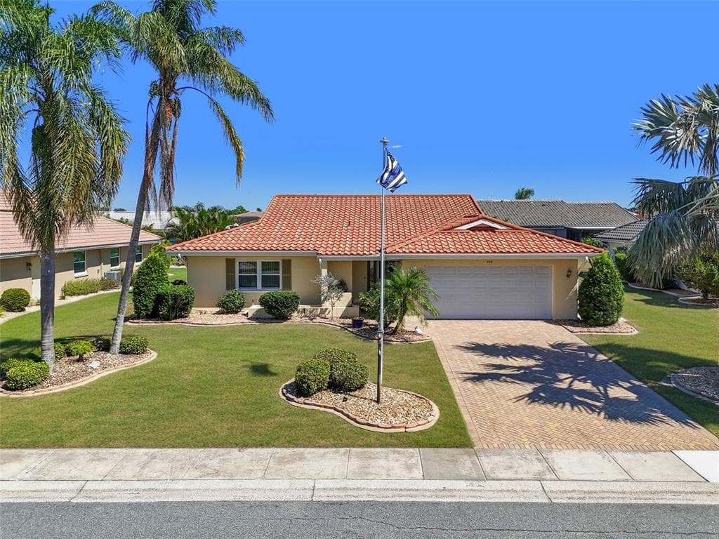 706 PLUMBROOK Road, SUN CITY CENTER, FL 33573 photo 3