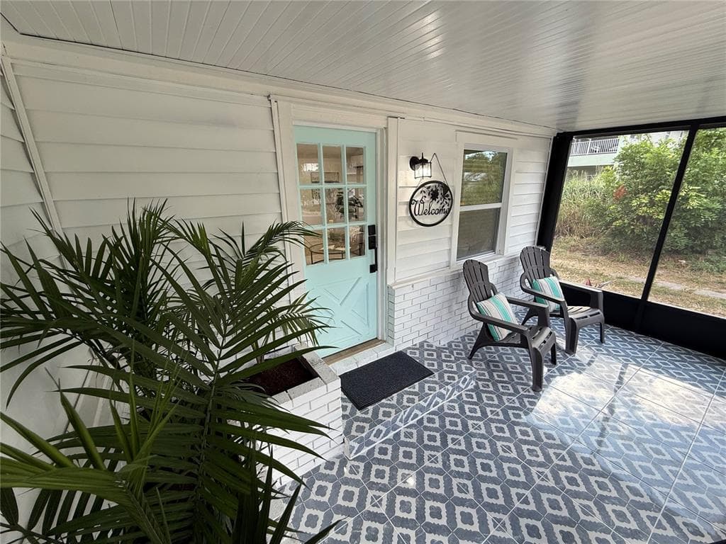 4530 45TH Avenue, Street PETERSBURG, FL 33714 photo 2