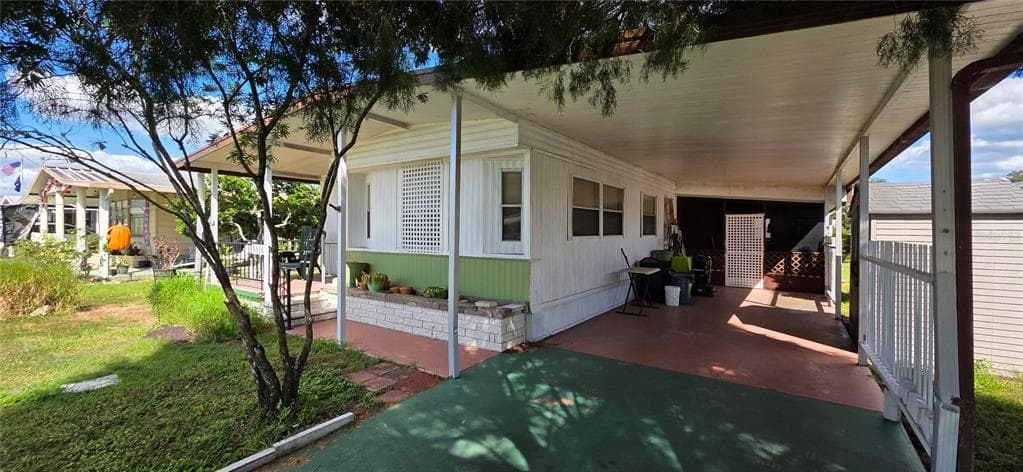 5536 BENTON STREET, ZEPHYRHILLS, FL, 33542 photo 2