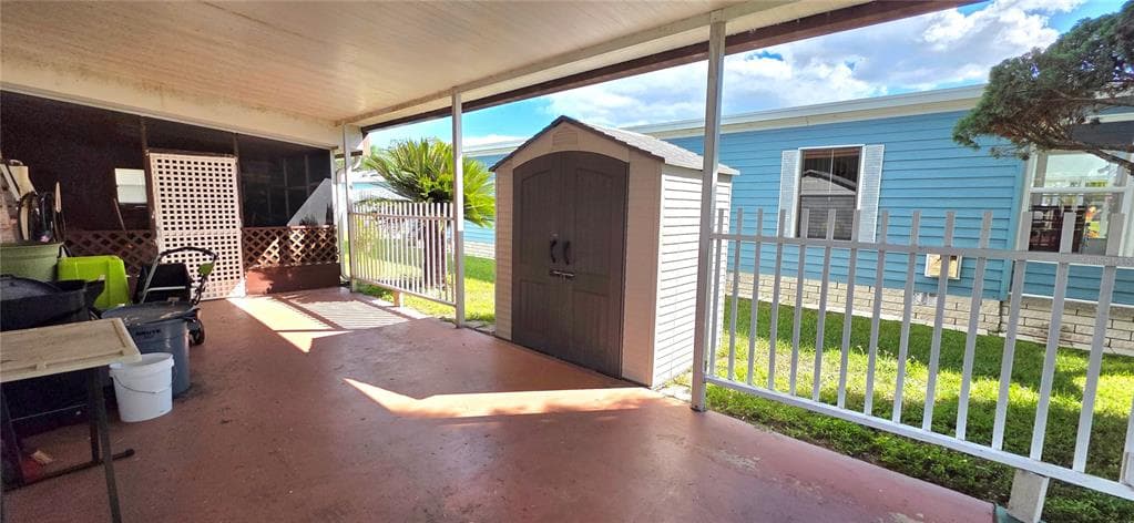 5536 BENTON STREET, ZEPHYRHILLS, FL, 33542 photo 4