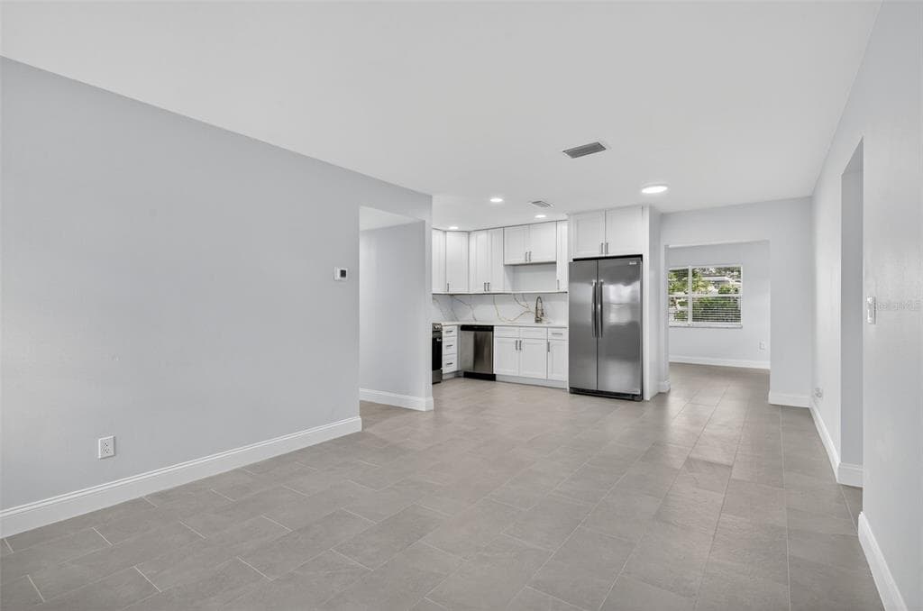 4915 ELDORADO DRIVE, TAMPA, FL 33615 photo 4