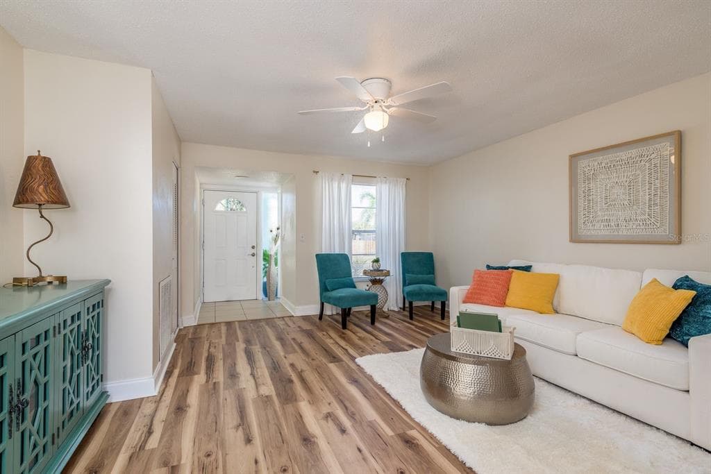 2540 SOUTHPOINTE DRIVE, DUNEDIN, FL 34698 photo 4