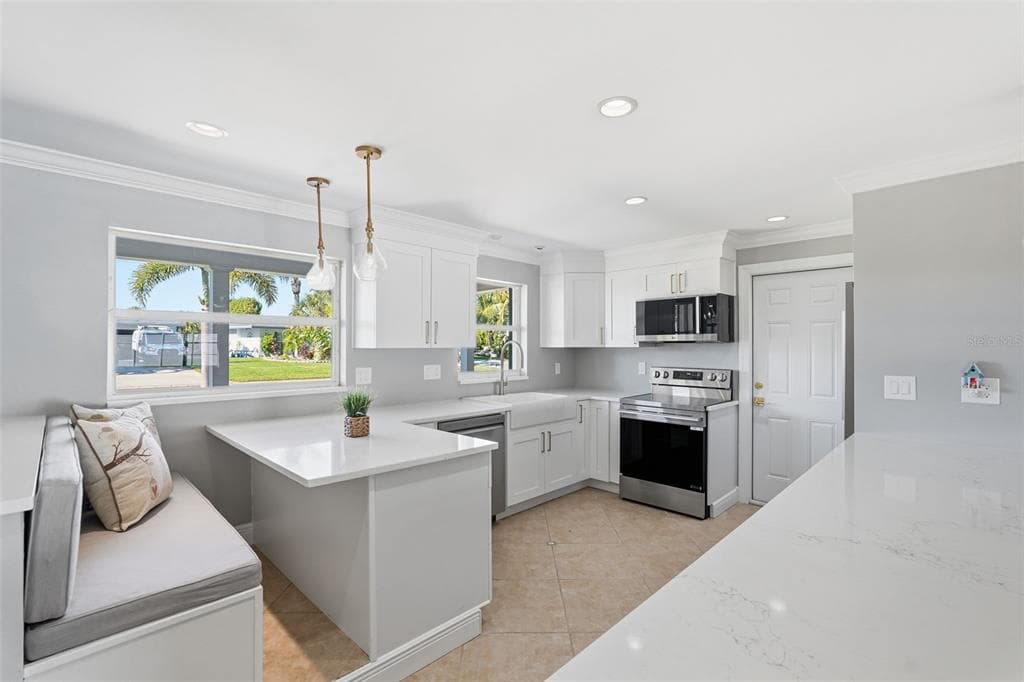 101 MI Boulevard, DUNEDIN, FL 34698 photo 4