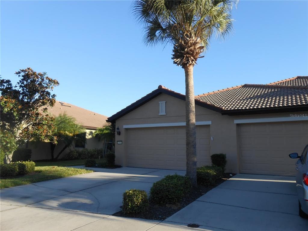 344 MYSTIC FALLS DRIVE, APOLLO BEACH, FL 33572 photo 5