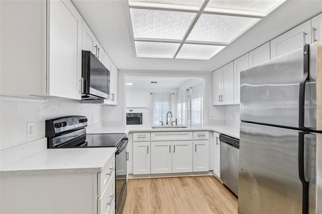 11211 ROLLINGWOOD DRIVE, PORT RICHEY, FL 34668 photo 3