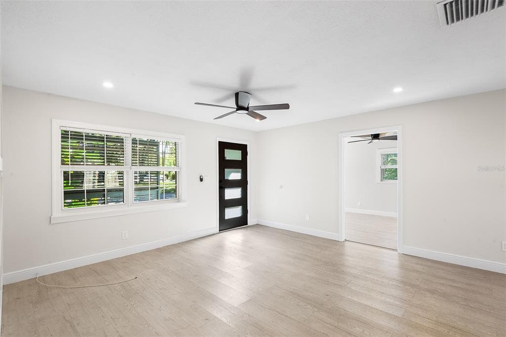 810 22ND STREET, Street PETERSBURG, FL 33713 photo 4