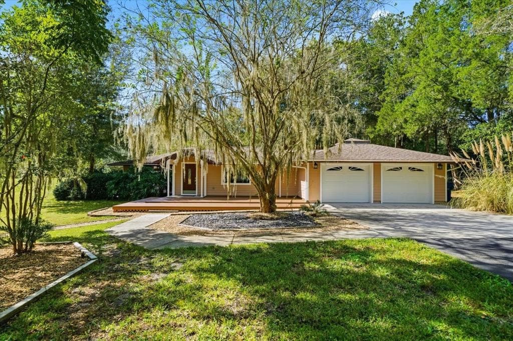 22063 LAKE LINDSEY ROAD, BROOKSVILLE, FL 34601 photo 2