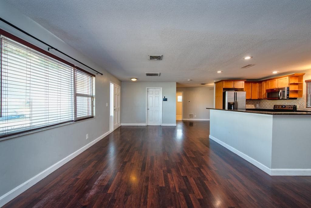 1877 DAWN DRIVE, CLEARWATER, FL 33763 photo 5