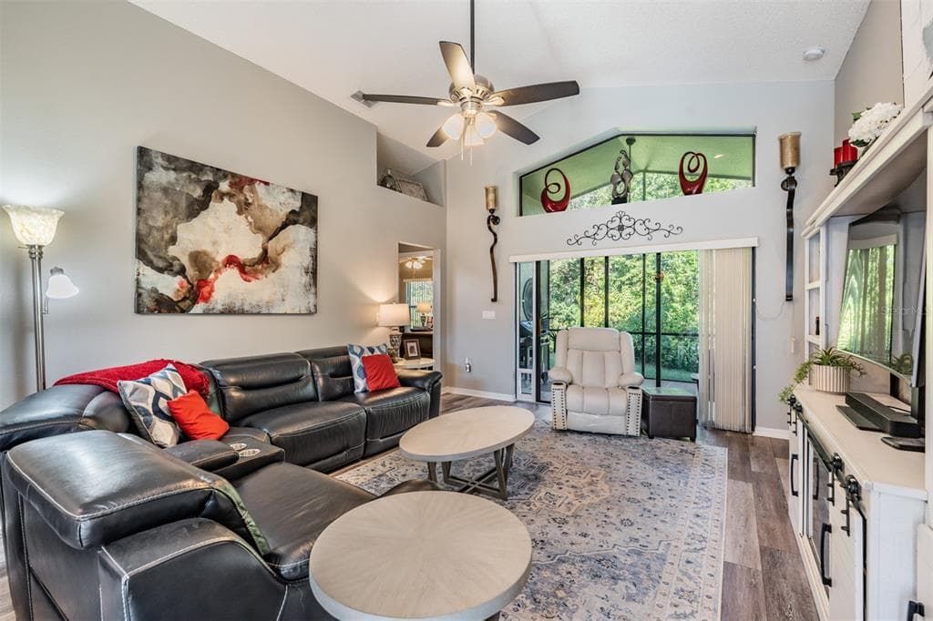 525 BENT OAK COURT, SPRING HILL, FL 34609 photo 3