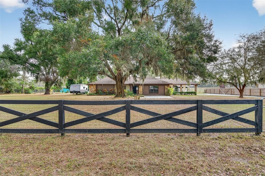 1825 STREETMAN DRIVE, LITHIA, FL 33547 photo 3