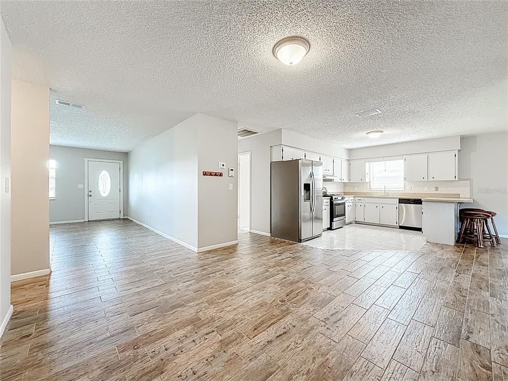 2100 58TH Street, Street PETERSBURG, FL 33710 photo 4