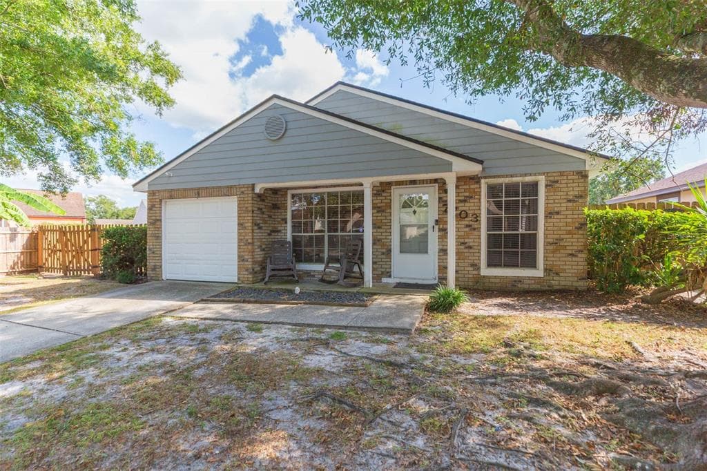 7703 ROBERT E LEE ROAD, TAMPA, FL 33637 photo 2