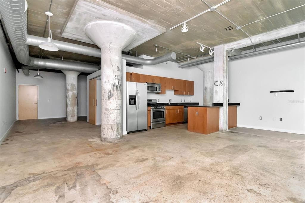 101 12TH Street Unit 202, TAMPA, FL 33602 photo 5