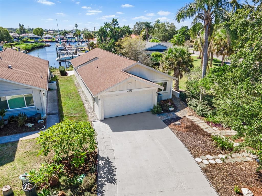 4448 MARINE Parkway, NEW PORT RICHEY, FL 34652