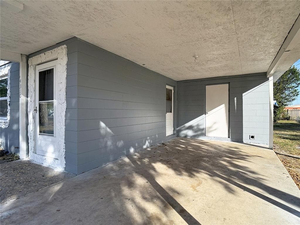 4310 CLIFTON Street, TAMPA, FL 33610 photo 2