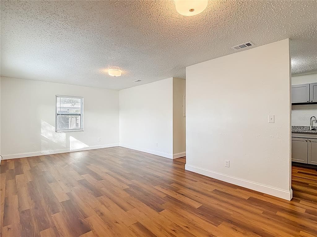 4310 CLIFTON Street, TAMPA, FL 33610 photo 4