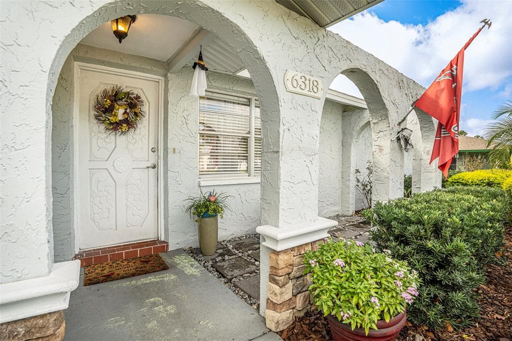 6318 RIDGE CREST DRIVE, PORT RICHEY, FL 34668 photo 2