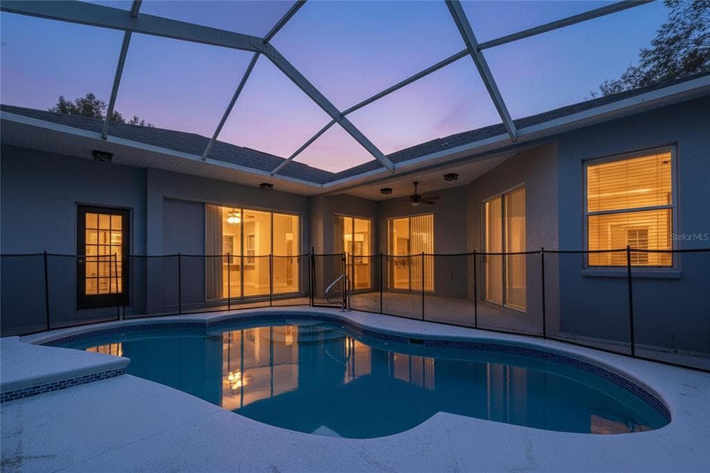 6813 REGENTS VILLAGE WAY, APOLLO BEACH, FL 33572