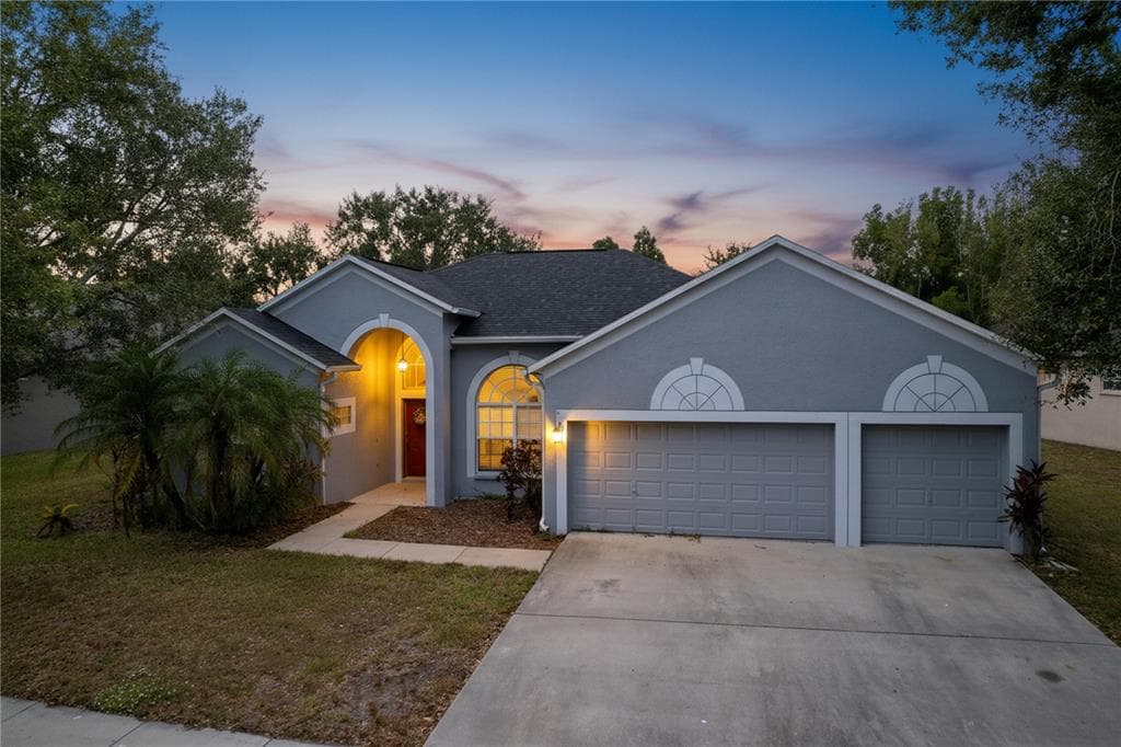 6813 REGENTS VILLAGE WAY, APOLLO BEACH, FL 33572 photo 4