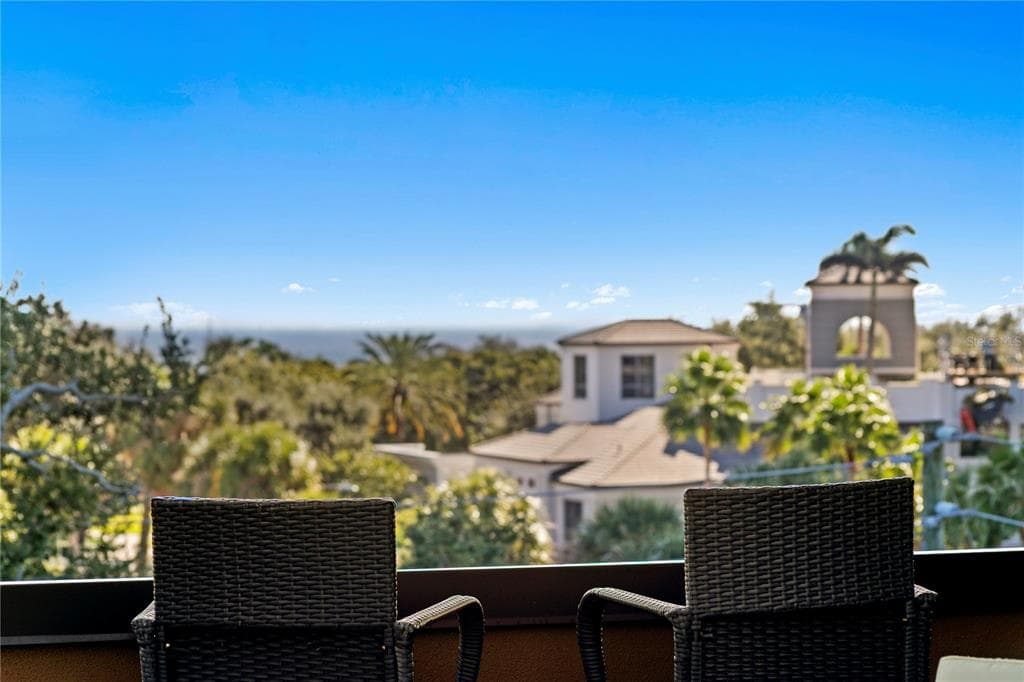 153 5TH AVENUE, Street PETERSBURG, FL 33701 photo 2