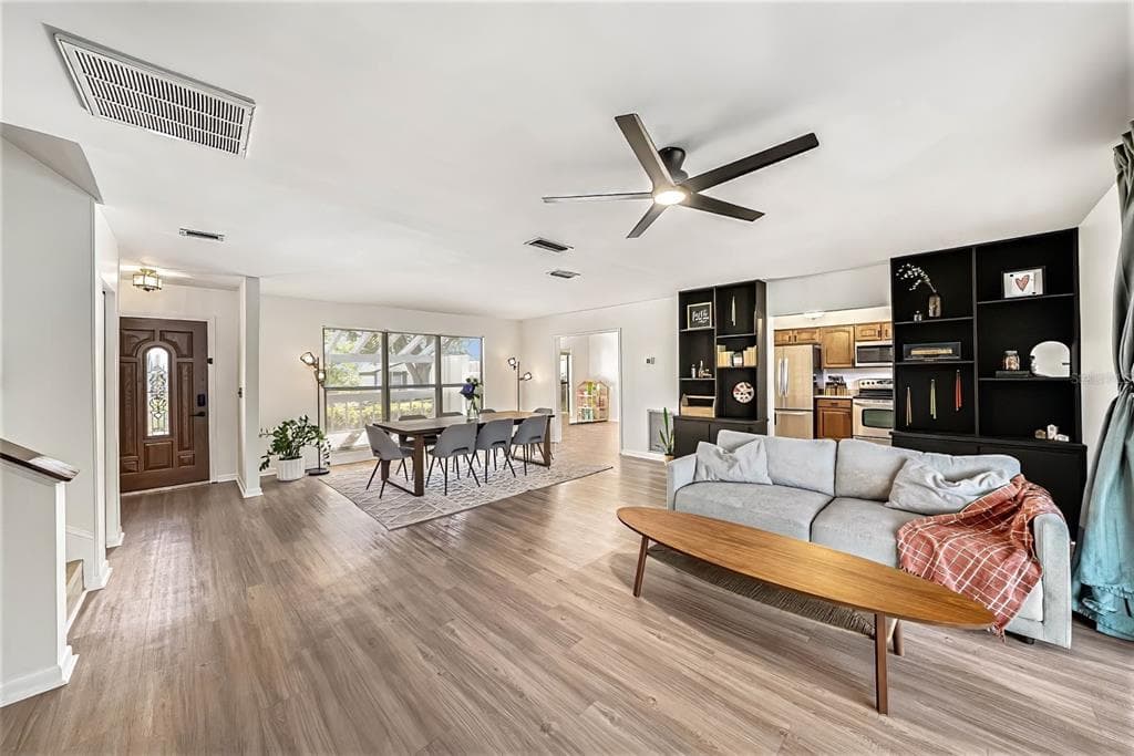 4005 DELLBROOK DRIVE, TAMPA, FL 33624 photo 4