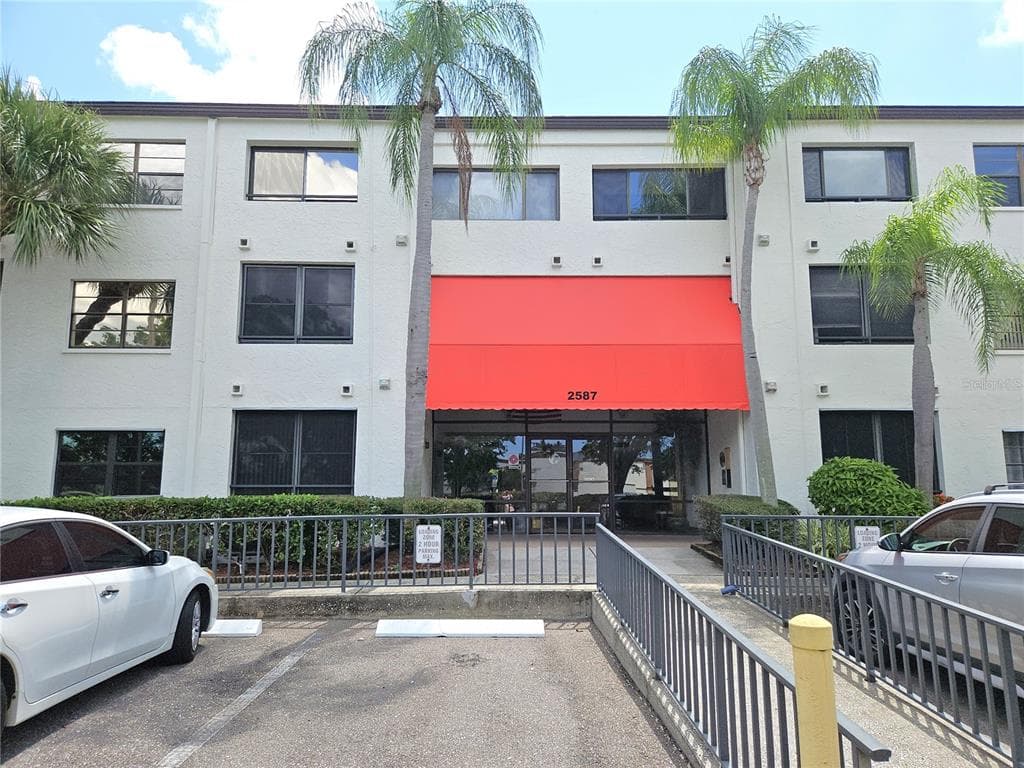 2587 COUNTRYSIDE BOULEVARD Unit 6207, CLEARWATER, FL 33761