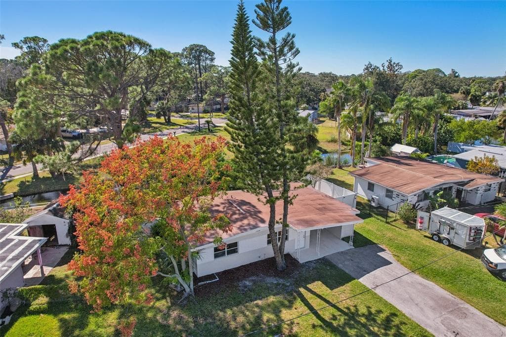 7243 ROYAL PALM Drive, NEW PORT RICHEY, FL 34652 photo 4