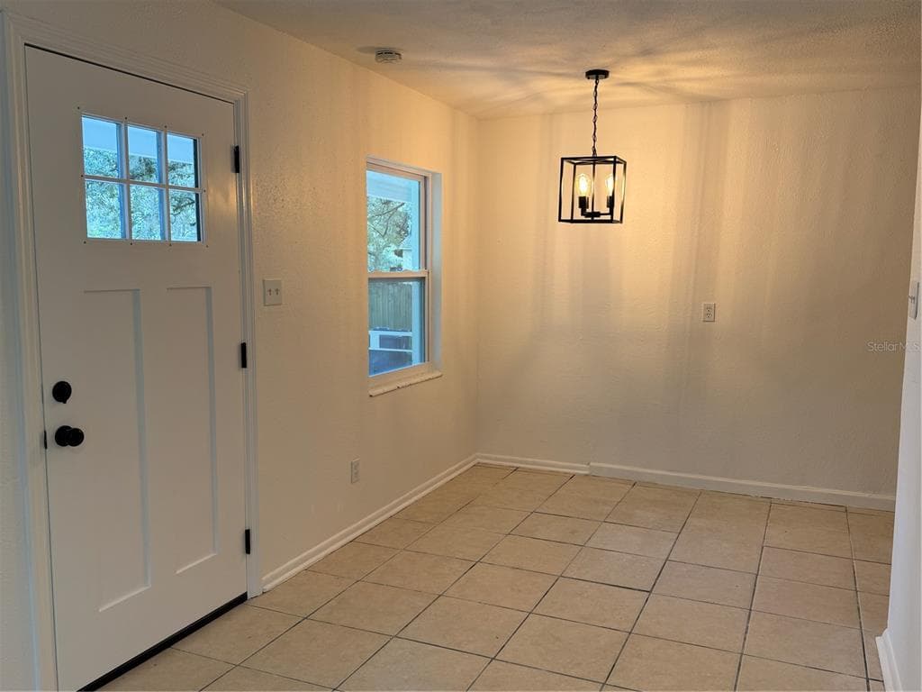 1619 MARKS DRIVE, TAMPA, FL 33604 photo 3