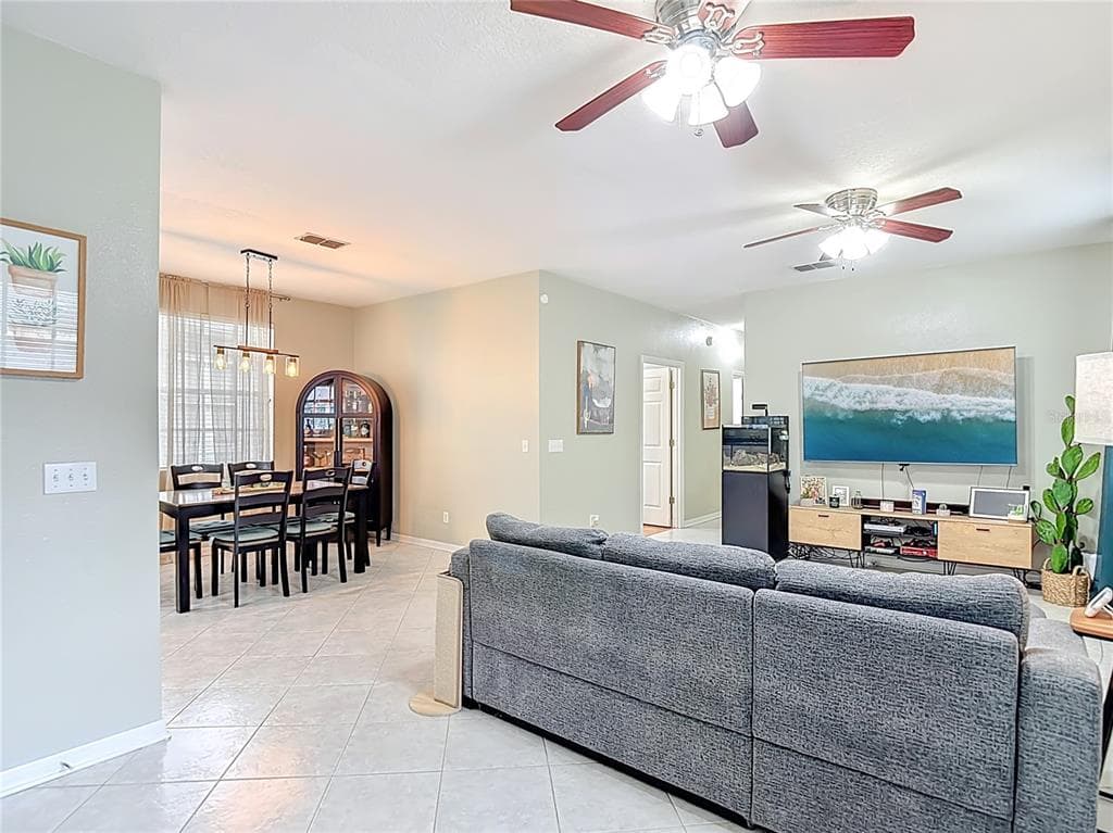 6353 ASHVILLE Drive, ZEPHYRHILLS, FL 33542 photo 5