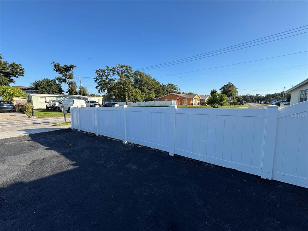 6004 HALE Avenue, TAMPA, FL 33614 photo 5