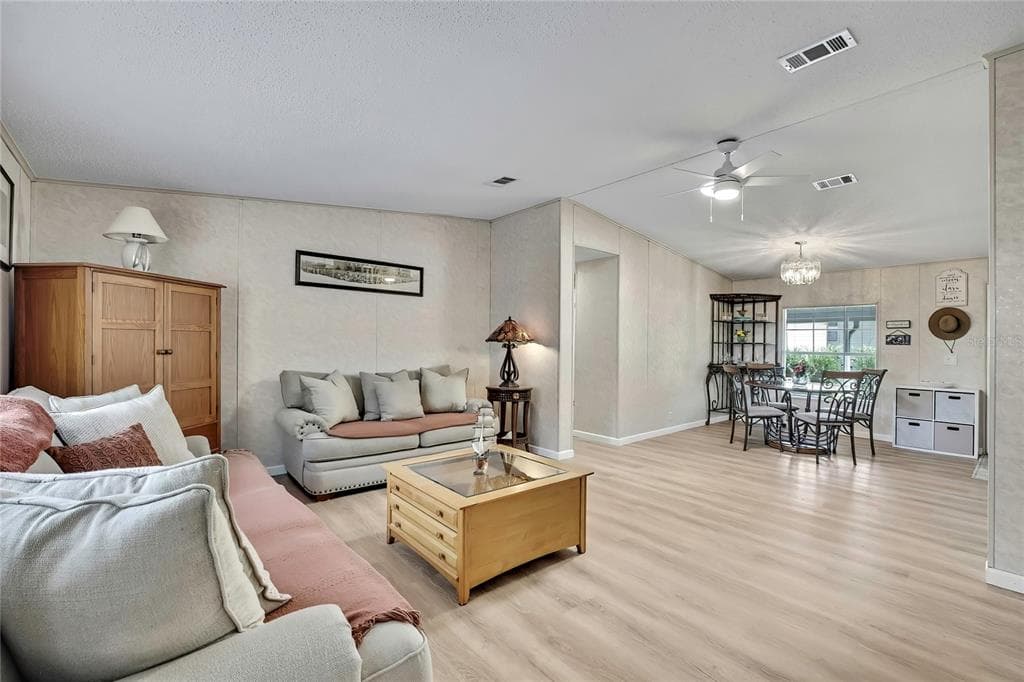 12160 SARA, BROOKSVILLE, FL 34613 photo 4