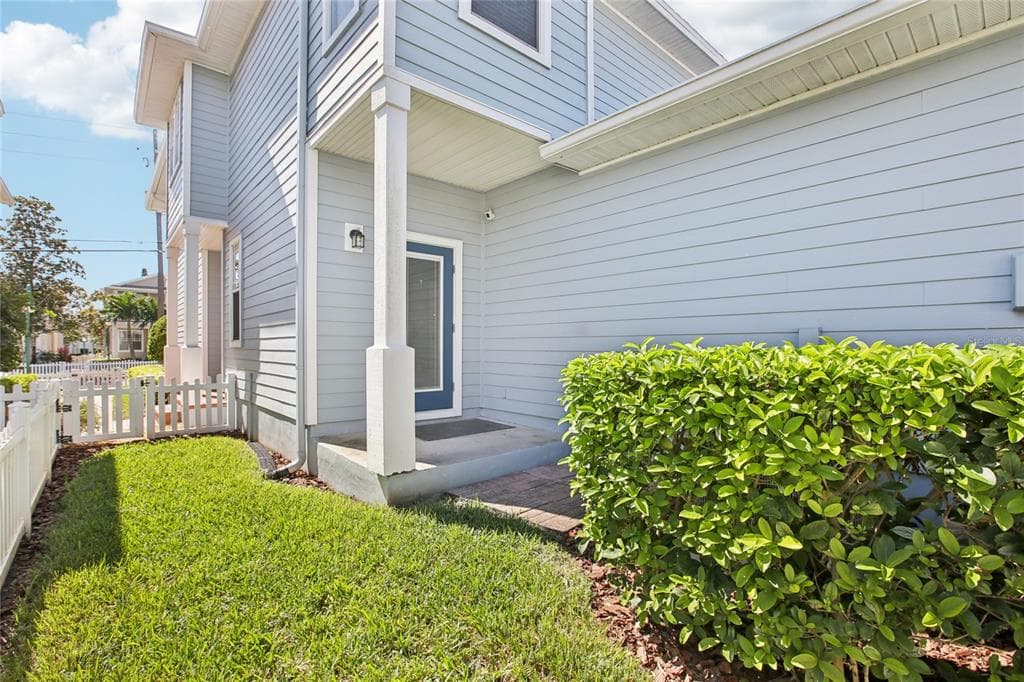 270 CLEVELAND AVENUE, LARGO, FL 33770 photo 4