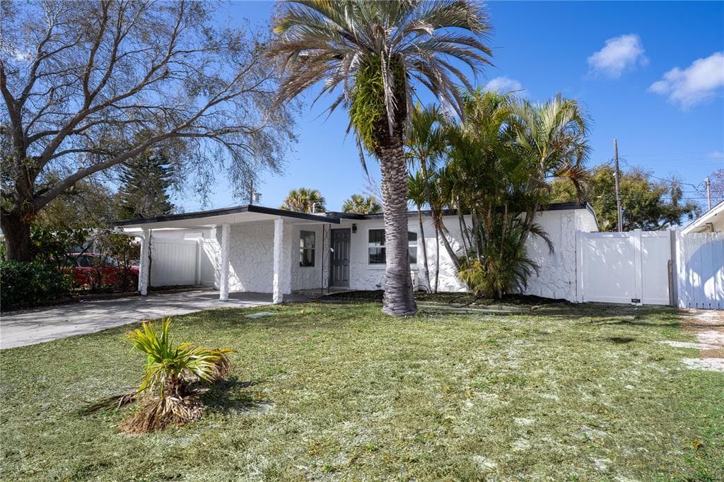 12036 105TH STREET, LARGO, FL 33773 photo 3