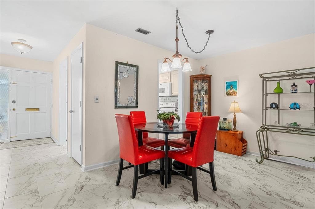 610 INDIAN ROCKS ROAD Unit 103, BELLEAIR BLUFFS, FL 33770 photo 4