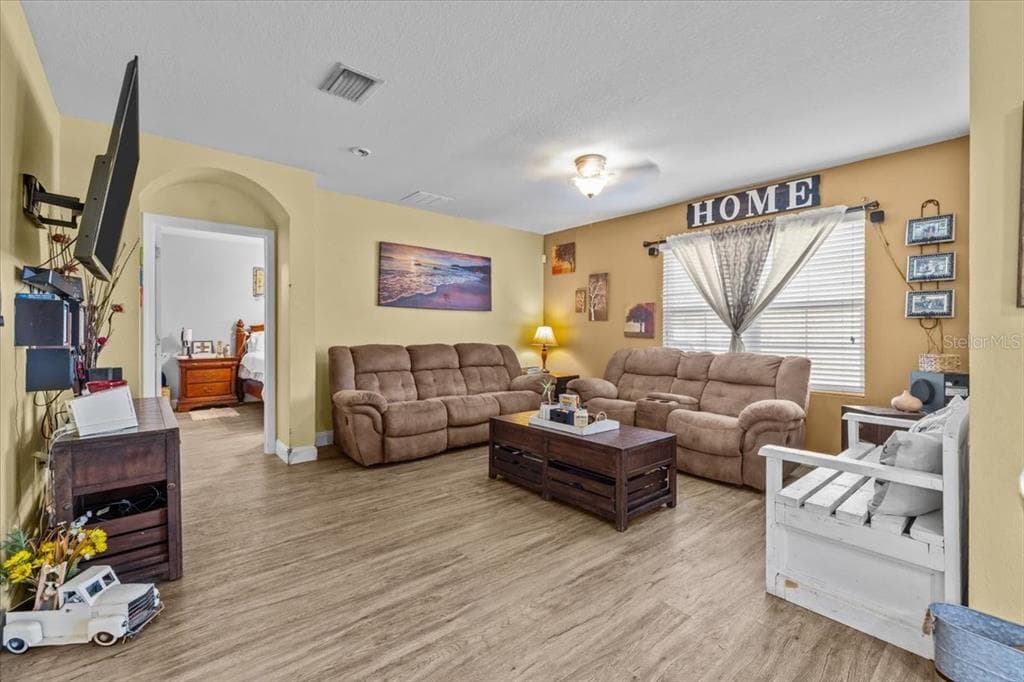 10031 GEESE TRAIL CIRCLE, SUN CITY CENTER, FL, 33573 photo 5