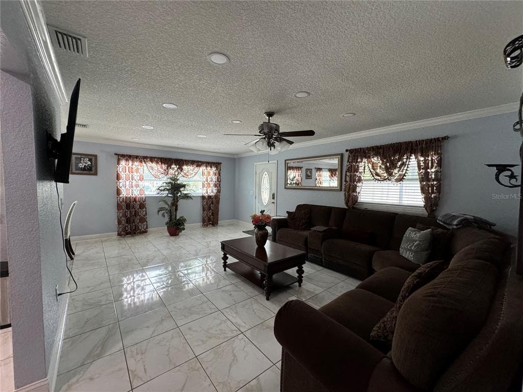 2702 CAMPUS HILL DRIVE, TAMPA, FL 33612 photo 5