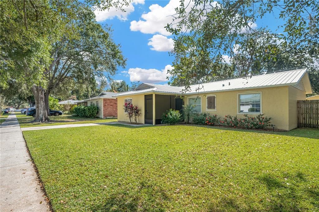 721 HOLLY Terrace, BRANDON, FL 33511 photo 3