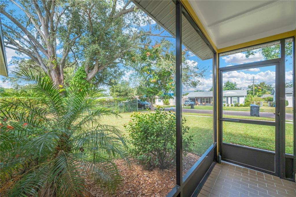 721 HOLLY Terrace, BRANDON, FL 33511 photo 4