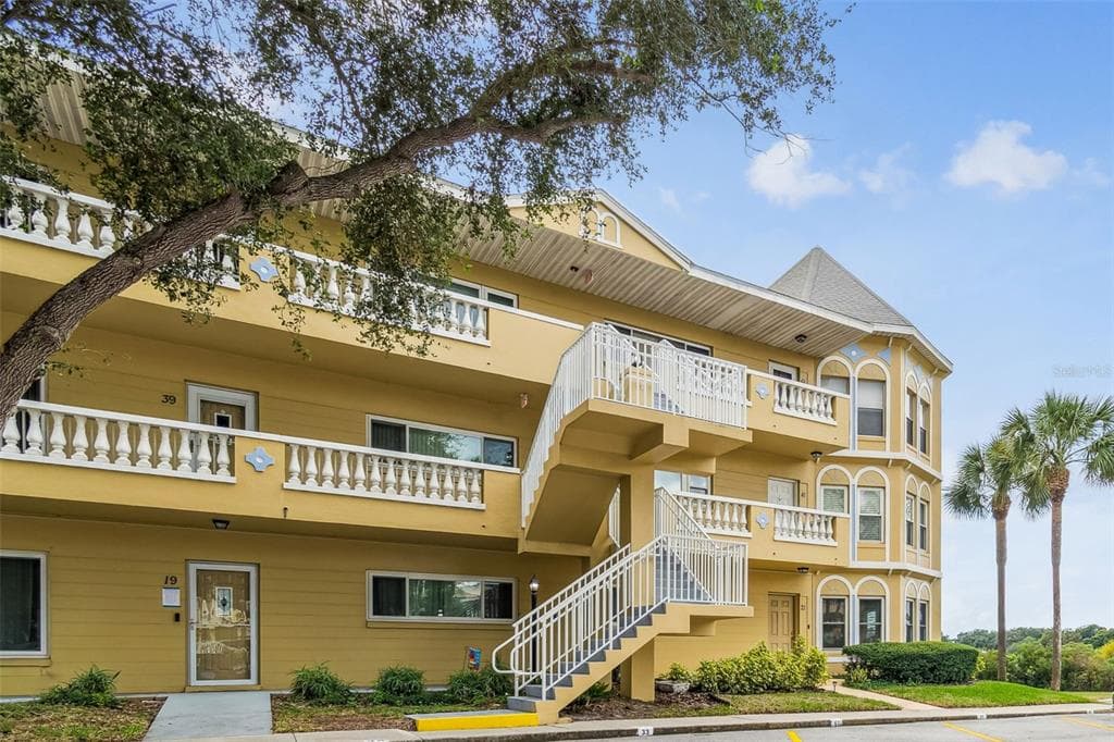 2221 NORWEGIAN Drive Unit 41, CLEARWATER, FL 33763 photo 3