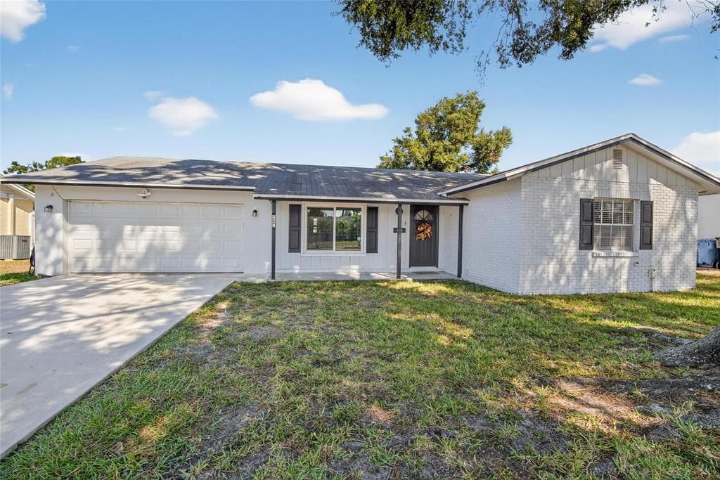 7909 WEST POCAHONTAS AVENUE, TAMPA, FL 33615 photo 2