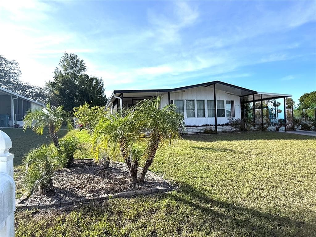 7511 EASTERN CIRCLE DRIVE, BROOKSVILLE, FL 34613