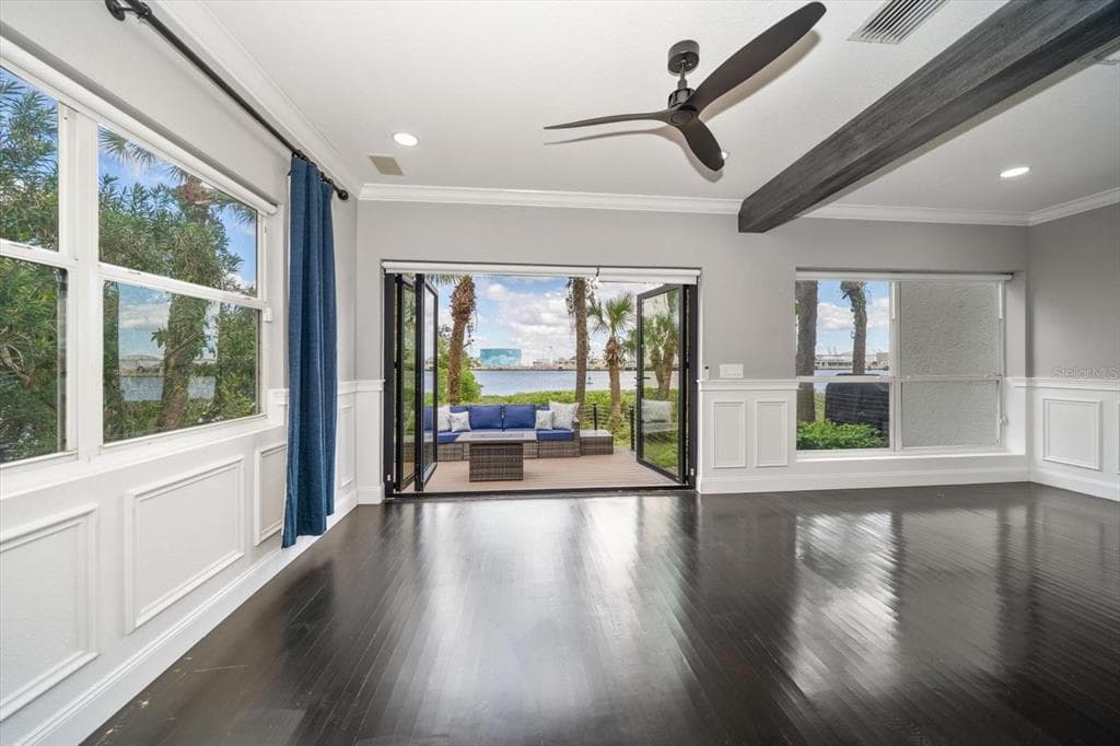 1123 SHIPWATCH Circle, TAMPA, FL 33602 photo 5