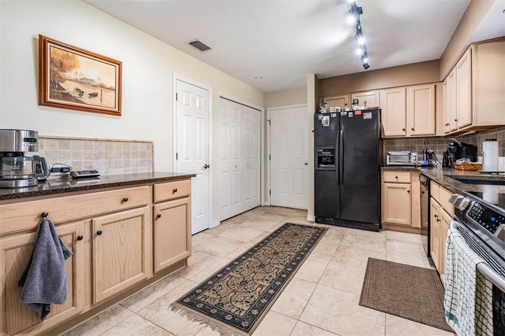 17569 FAIRMEADOW DRIVE, TAMPA, FL 33647 photo 5