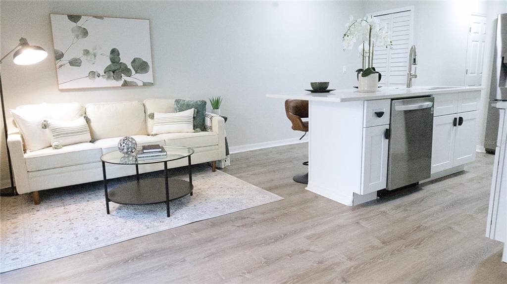 4315 TYLER CIRCLE, Street PETERSBURG, FL 33709 photo 5